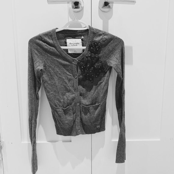 Abercrombie & Fitch Dark Grey Sweater - Picture 5 of 8